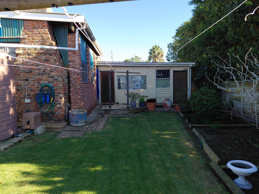 4 Bedroom Property for Sale in Windsor Park Eastern Cape